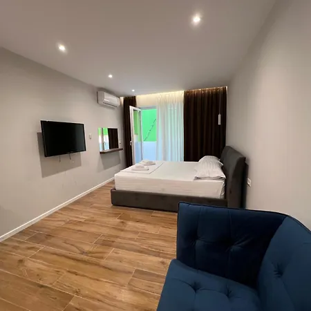 Cozy Near Center Apartman