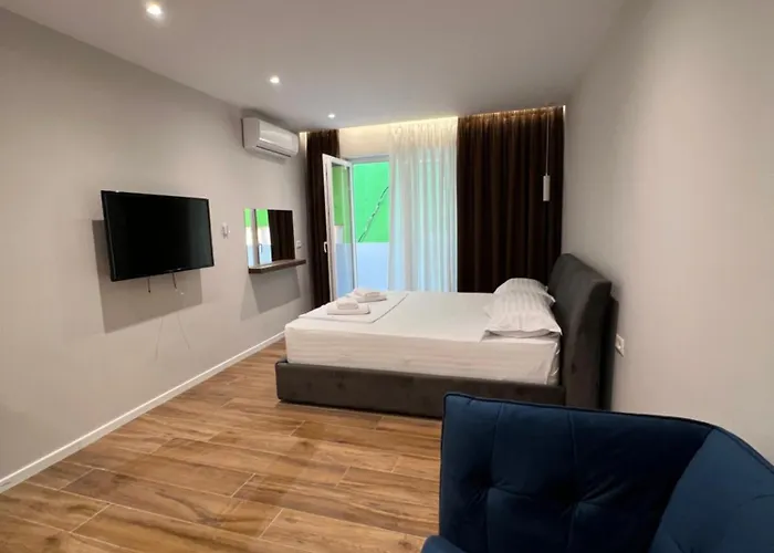 Cozy Near Center Apartman